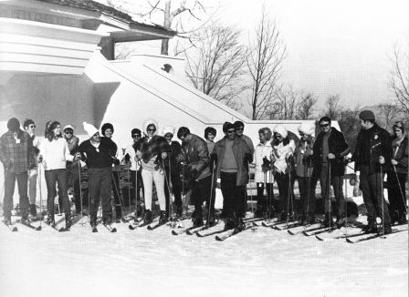 1969-70 ski club.jpg - 1969-70 Ski Club